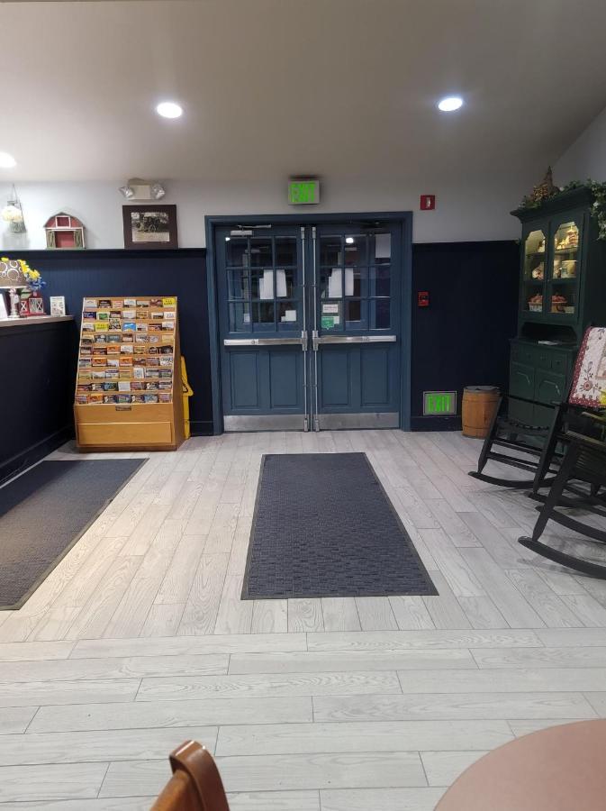 Countryside Inn Nappanee Ngoại thất bức ảnh