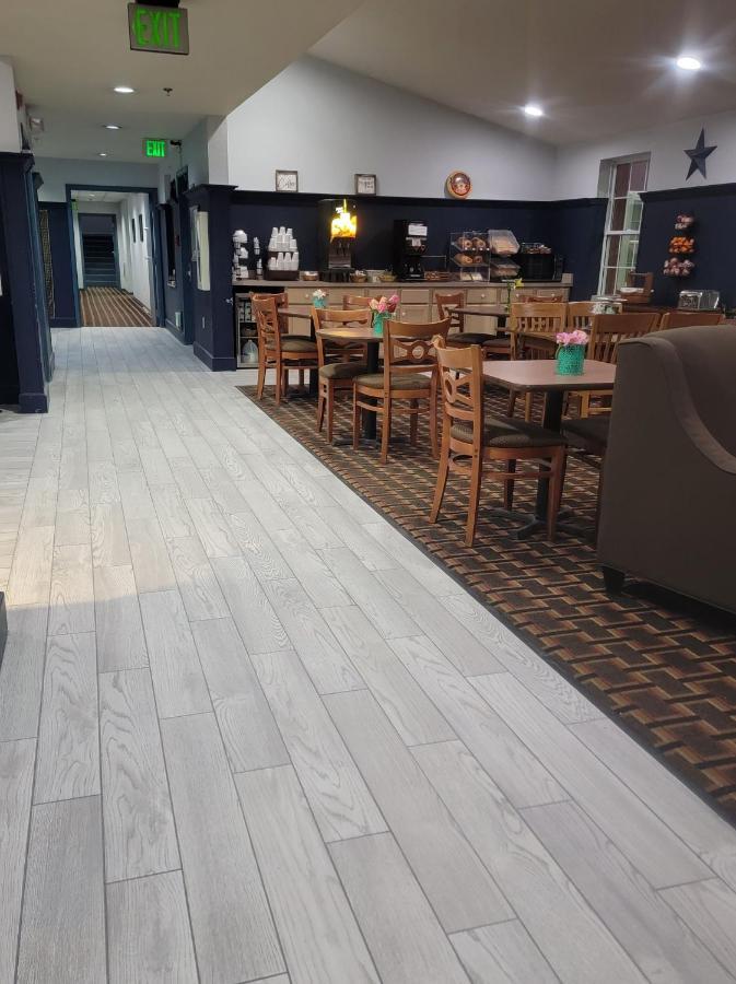 Countryside Inn Nappanee Ngoại thất bức ảnh