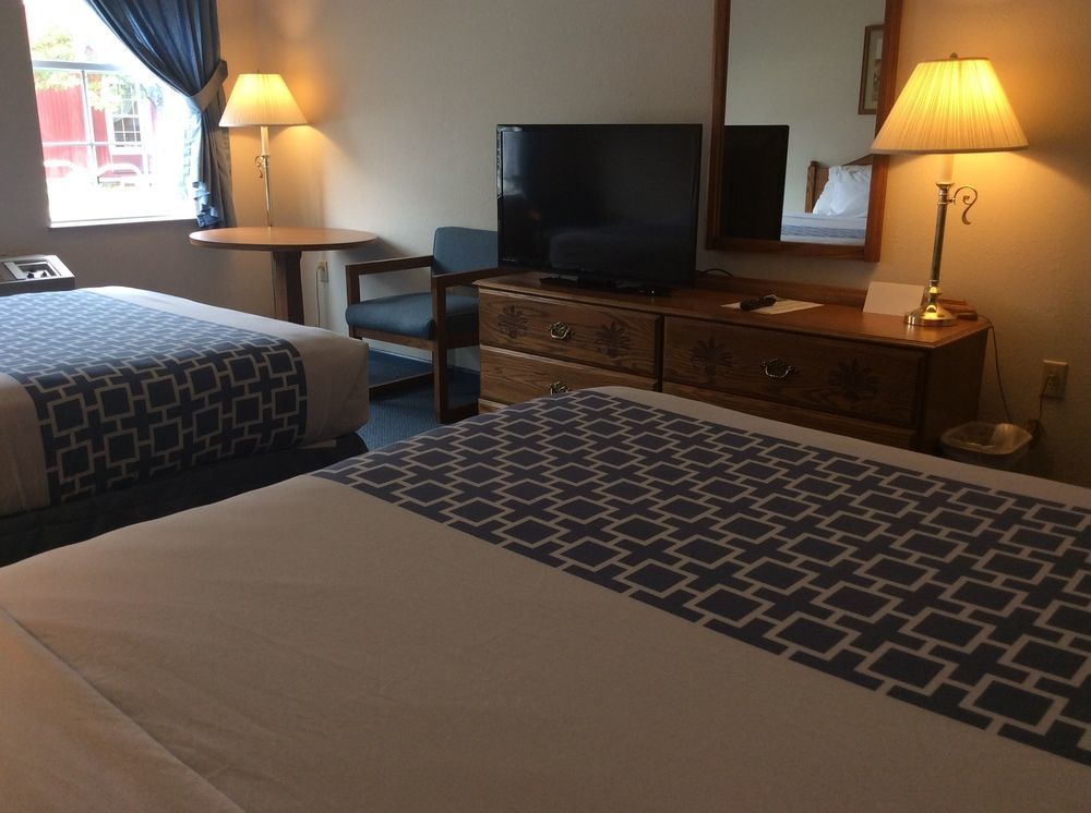 Countryside Inn Nappanee Ngoại thất bức ảnh