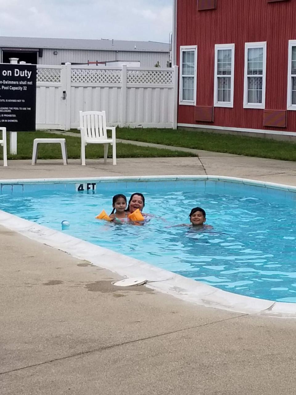 Countryside Inn Nappanee Ngoại thất bức ảnh